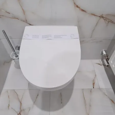 Anna S Cozy With Private Forest, Canopy Terrace & Parking, Near Praebichl Διαμέρισμα *