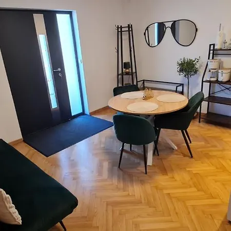 Apartment Anna's Cozy Near Redbull Ring & Praebichl *