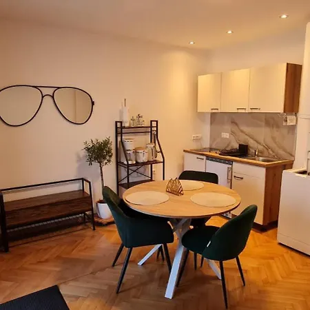 Anna's Cozy Near Redbull Ring & Praebichl Apartment Sankt Michael in Obersteiermark