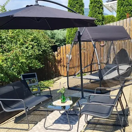 Anna S Cozy With Private Forest, Canopy Terrace & Parking, Near Red Bull Ring شقة سانكت مايكل في أوبيرستييرمارك