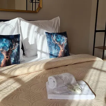 Anna S Cozy With Private Forest, Canopy Terrace & Parking, Near Praebichl Διαμέρισμα