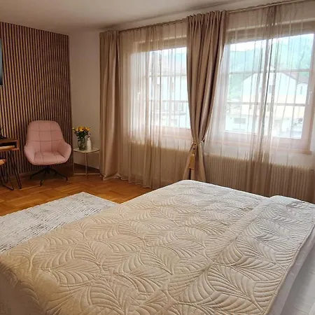 Anna S Cozy With Private Forest, Canopy Terrace & Parking, Near Praebichl * Sankt Michael in Obersteiermark