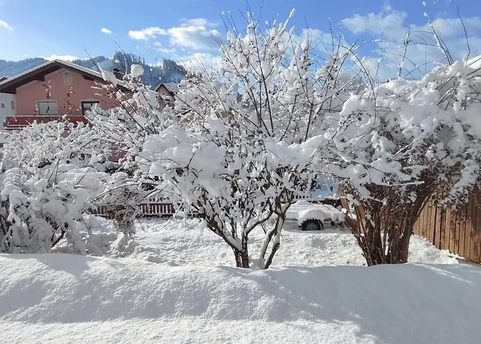 Anna S Cozy With Private Forest, Canopy Terrace & Parking, Near Praebichl