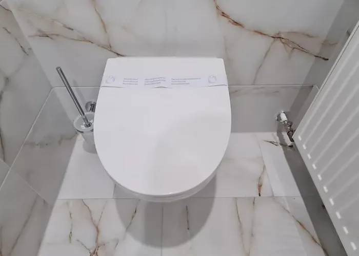 Anna S Cozy With Private Forest, Canopy Terrace & Parking, Near Praebichl Appartamento *