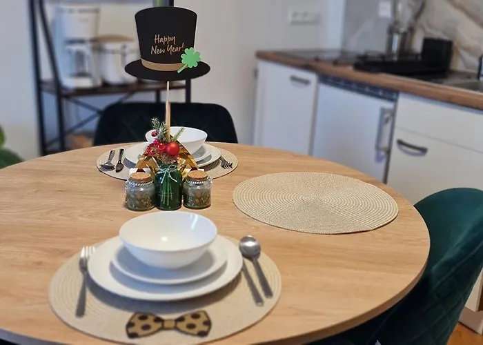 Anna S Cozy With Private Forest, Canopy Terrace & Parking, Near Praebichl