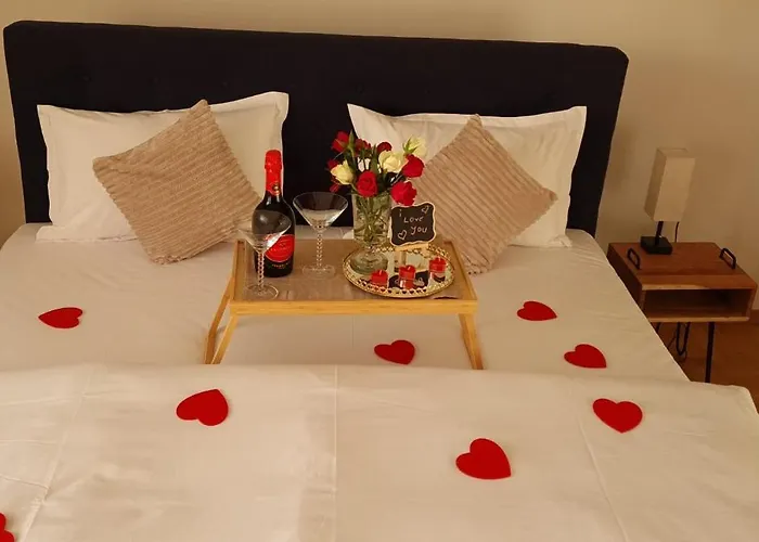 아파트 Anna S Cozy With Private Forest, Canopy Terrace & Parking, Near Praebichl