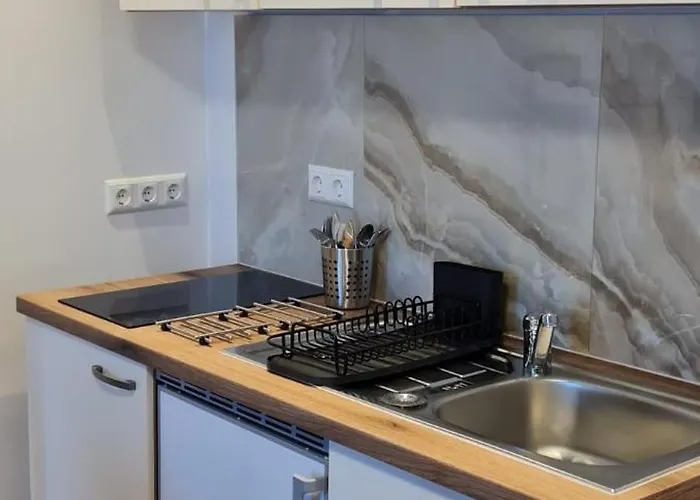 Anna S Cozy With Private Forest, Canopy Terrace & Parking, Near Praebichl 장크트 미하엘 인 오베르슈타이어마르크