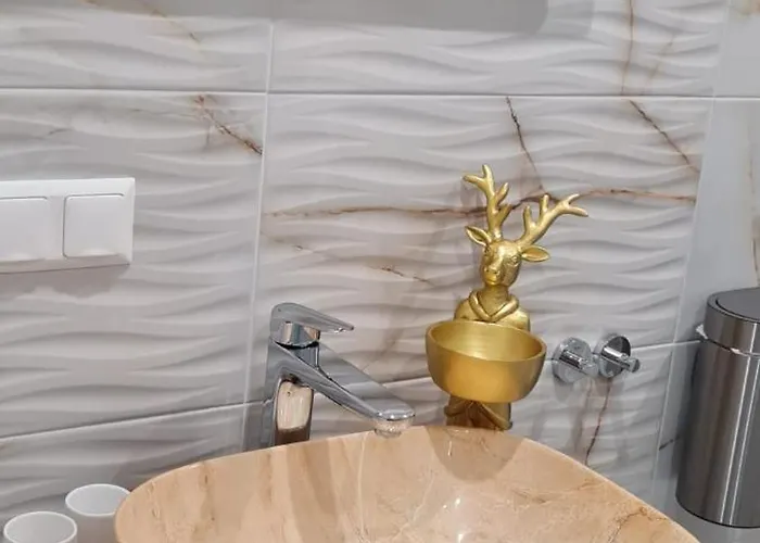 Apartmán Anna S Cozy With Private Forest, Canopy Terrace & Parking, Near Praebichl